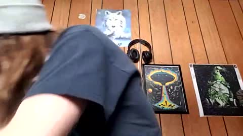 prettysolidd7 online show from 01-05-25, 07:17