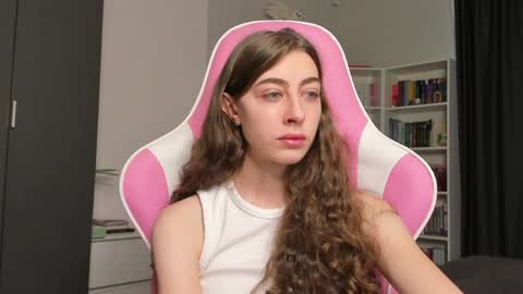 Sophie  next stream will be at Monday  i will wait you guys  online show from 05-17-26, 07:06