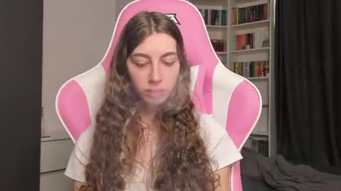 Snapshot of prettysomething chatting on 06-20-26, 07:33 Sophie next stream will be at Monday i will wait you guys online show from 06-20-26, 07:33