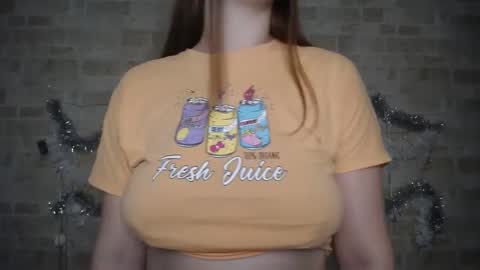 Snapshot of prettyvalerii_ chatting on 12-25-24, 01:31 Valeri online show from 12-25-24, 01:31