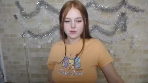 Snapshot of prettyvalerii_ chatting on 12-27-24, 06:35 Valeri online show from 12-27-24, 06:35