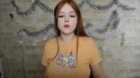 Snapshot of prettyvalerii_ chatting on 01-14-25, 11:05 Valeri online show from 01-14-25, 11:05