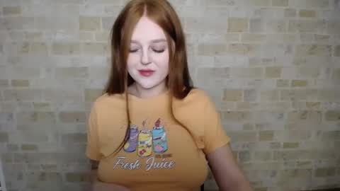 Snapshot of prettyvalerii_ chatting on 02-06-25, 10:43 Valeri online show from 02-06-25, 10:43