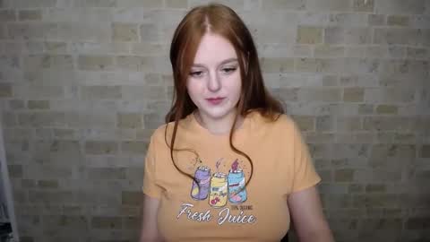 Snapshot of prettyvalerii_ chatting on 02-09-25, 07:27 Valeri online show from 02-09-25, 07:27