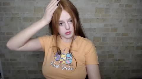 Snapshot of prettyvalerii_ chatting on 02-10-25, 03:57 Valeri online show from 02-10-25, 03:57