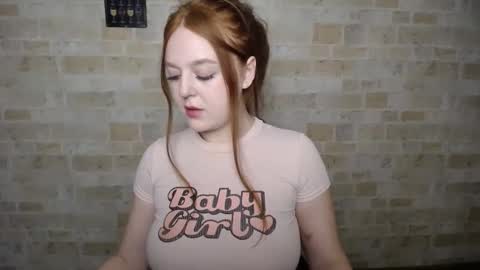 Snapshot of prettyvalerii_ chatting on 02-15-25, 04:25 Valeri online show from 02-15-25, 04:25