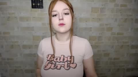 Snapshot of prettyvalerii_ chatting on 02-15-25, 02:44 Valeri online show from 02-15-25, 02:44