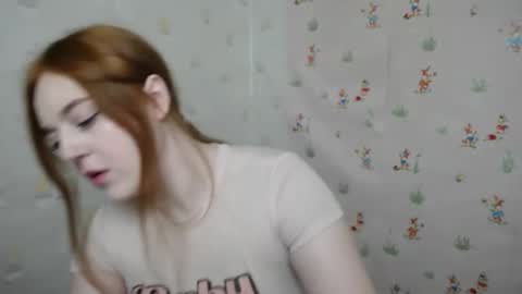 Snapshot of prettyvalerii_ chatting on 10-22-25, 01:44 Valeri online show from 10-22-25, 01:44