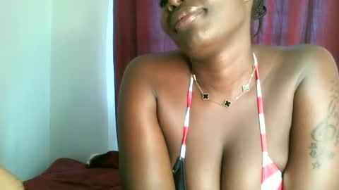 Snapshot of prettyvishy chatting on 01-06-25, 08:35 prettyvishy online show from 01-06-25, 08:35