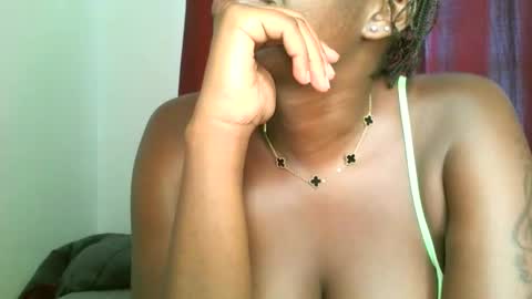 Snapshot of prettyvishy chatting on 01-13-25, 06:06 prettyvishy online show from 01-13-25, 06:06