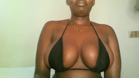 Snapshot of prettyvishy chatting on 02-25-25, 06:47 prettyvishy online show from 02-25-25, 06:47