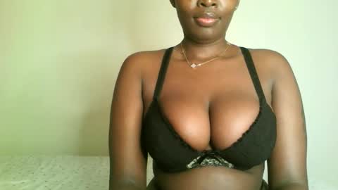 Snapshot of prettyvishy chatting on 09-26-25, 02:48 prettyvishy online show from 09-26-25, 02:48