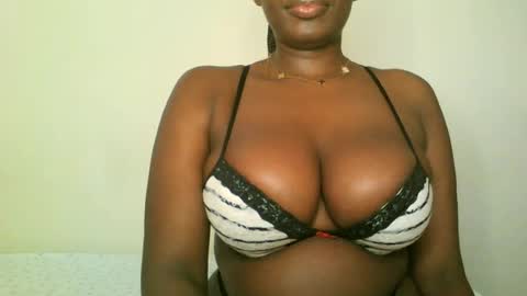 Snapshot of prettyvishy chatting on 07-07-26, 09:57 prettyvishy online show from 07-07-26, 09:57