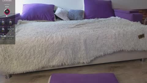 Kitty online show from 04-13-26, 02:17