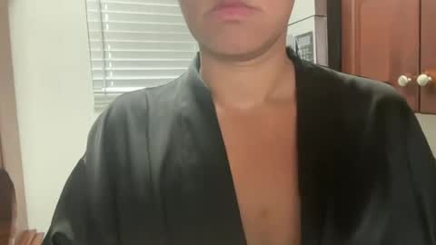 Snapshot of prettyyykittyyy22 chatting on 10-26-25, 06:36 prettyyykittyyy22 online show from 10-26-25, 06:36