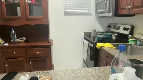 prettyyykittyyy22 online show from 10-27-25, 02:21