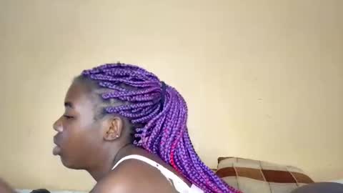 prettyzuzu online show from 12-02-25, 07:36