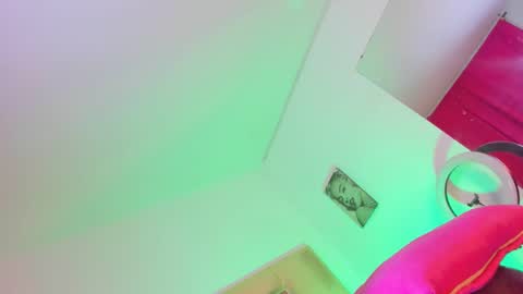 pretygirltsxxx online show from 06-09-26, 12:17
