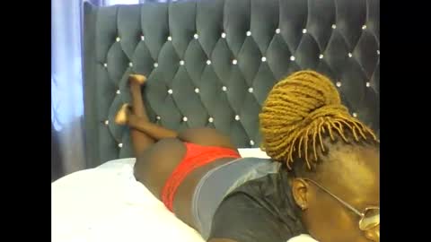 Snapshot of pretymellani chatting on 01-10-26, 11:56 pretymellani online show from 01-10-26, 11:56