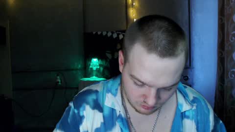 Snapshot of princ4real chatting on 12-14-24, 11:29 prince online show from 12-14-24, 11:29