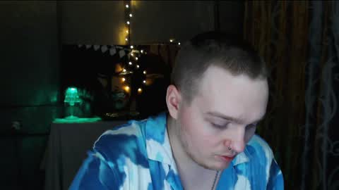 Snapshot of princ4real chatting on 12-16-24, 05:11 prince online show from 12-16-24, 05:11