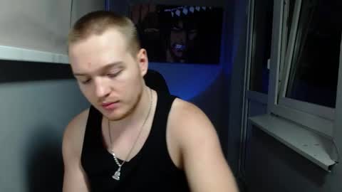 Snapshot of princ4real chatting on 09-19-25, 09:37 prince online show from 09-19-25, 09:37