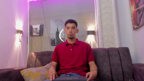 Snapshot of prince_arthur77 chatting on 01-15-25, 12:47 prince_arthur77 online show from 01-15-25, 12:47