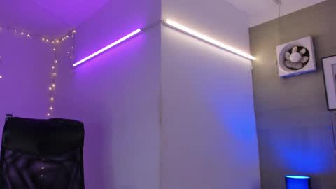 Snapshot of prince_arthur77 chatting on 01-19-25, 03:42 prince_arthur77 online show from 01-19-25, 03:42