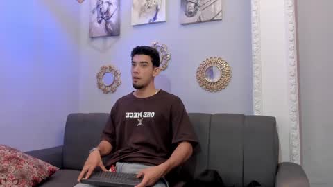 Snapshot of prince_arthur77 chatting on 02-18-25, 12:49 prince_arthur77 online show from 02-18-25, 12:49