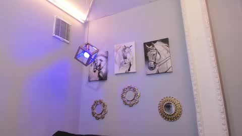 Snapshot of prince_arthur77 chatting on 03-06-25, 03:45 prince_arthur77 online show from 03-06-25, 03:45