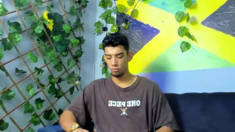 Snapshot of prince_arthur77 chatting on 09-30-25, 01:38 prince_arthur77 online show from 09-30-25, 01:38