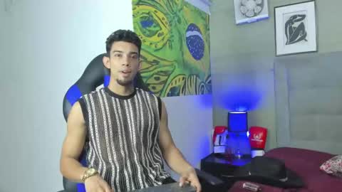 Snapshot of prince_arthur77 chatting on 10-16-25, 02:18 prince_arthur77 online show from 10-16-25, 02:18