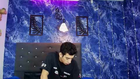 Snapshot of prince_arthur77 chatting on 11-15-25, 02:13 prince_arthur77 online show from 11-15-25, 02:13