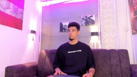 prince_arthur77 online show from 04-09-26, 01:49