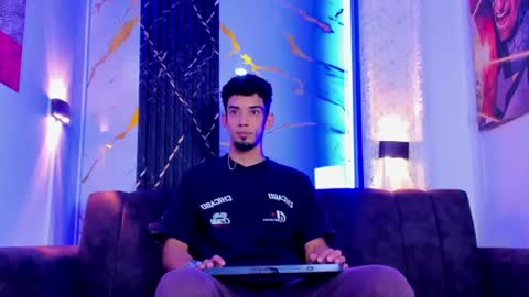 prince_arthur77 online show from 06-30-26, 04:19