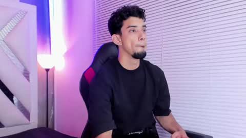 prince_arthur77 online show from 07-19-26, 02:54
