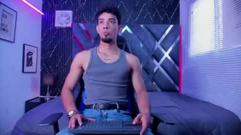 prince_arthur77 online show from 07-22-26, 01:58