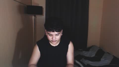 Snapshot of prince_killian chatting on 10-16-25, 07:04 Killian online show from 10-16-25, 07:04