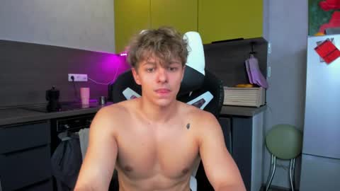 Snapshot of prince_nik chatting on 06-26-26, 11:58 prince online show from 06-26-26, 11:58