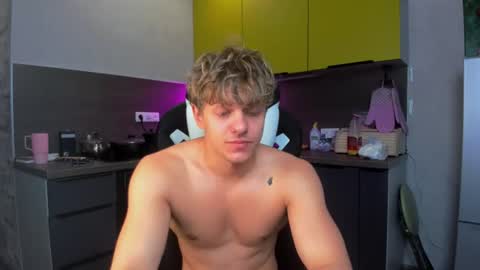 Snapshot of prince_nik chatting on 07-02-26, 09:15 prince online show from 07-02-26, 09:15