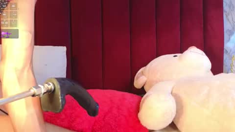 Snapshot of prince_poppy_ chatting on 10-27-25, 09:30 PRINCEPOPPY online show from 10-27-25, 09:30