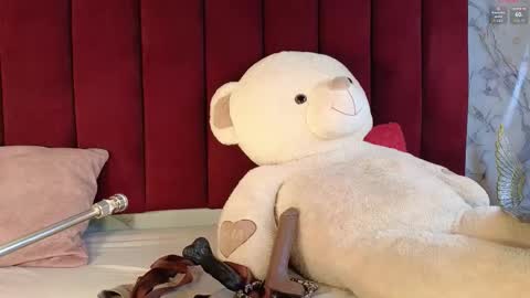 Snapshot of prince_poppy_ chatting on 11-16-25, 08:25 PRINCEPOPPY online show from 11-16-25, 08:25