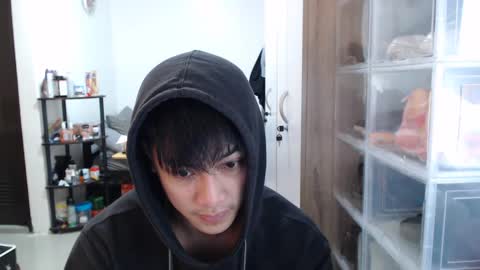 Snapshot of princeadrianx chatting on 02-12-25, 06:08 Prince Adrian online show from 02-12-25, 06:08