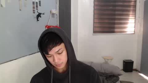 Snapshot of princeadrianx chatting on 11-15-25, 08:00 Prince Adrian online show from 11-15-25, 08:00