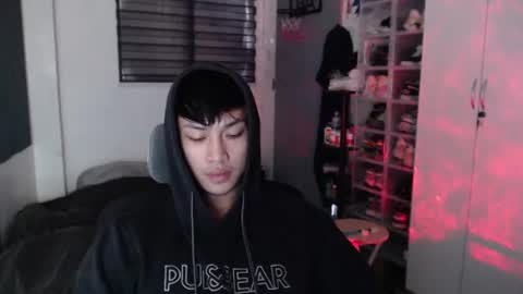 Snapshot of princeadrianx chatting on 06-19-26, 07:01 Prince Adrian online show from 06-19-26, 07:01