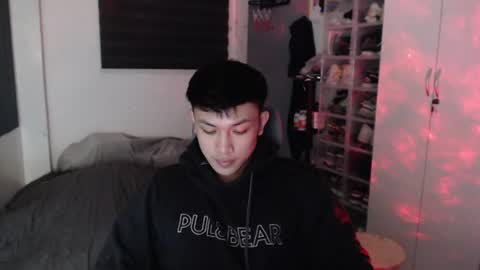 Snapshot of princeadrianx chatting on 06-28-26, 04:35 Prince Adrian online show from 06-28-26, 04:35