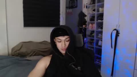 Snapshot of princeadrianx chatting on 07-14-26, 05:29 Prince Adrian online show from 07-14-26, 05:29