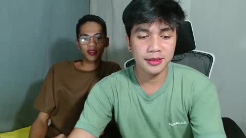 Snapshot of princeofcumxxx chatting on 02-02-25, 05:04 Mel online show from 02-02-25, 05:04