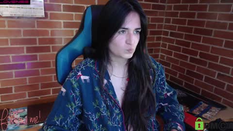 Leia online show from 01-21-25, 03:54