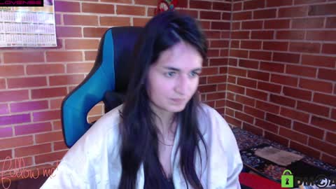 Leia online show from 01-27-25, 04:01